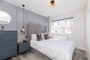 Bedroom- click for photo gallery